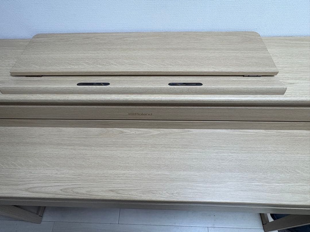 【引取or直配送】ローランド　HP704 88鍵 電子ピアノ　ライトオーク