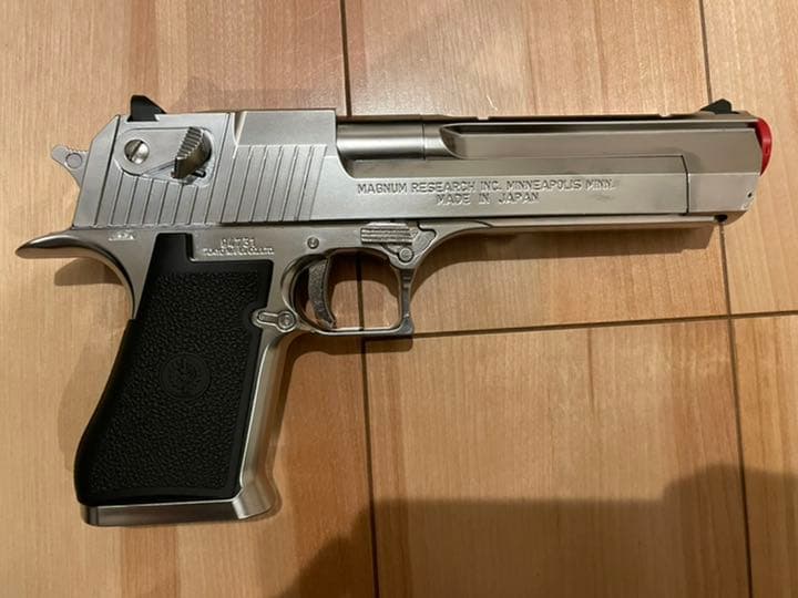 東京マルイ デザートイーグル.50AE クロームステンレス