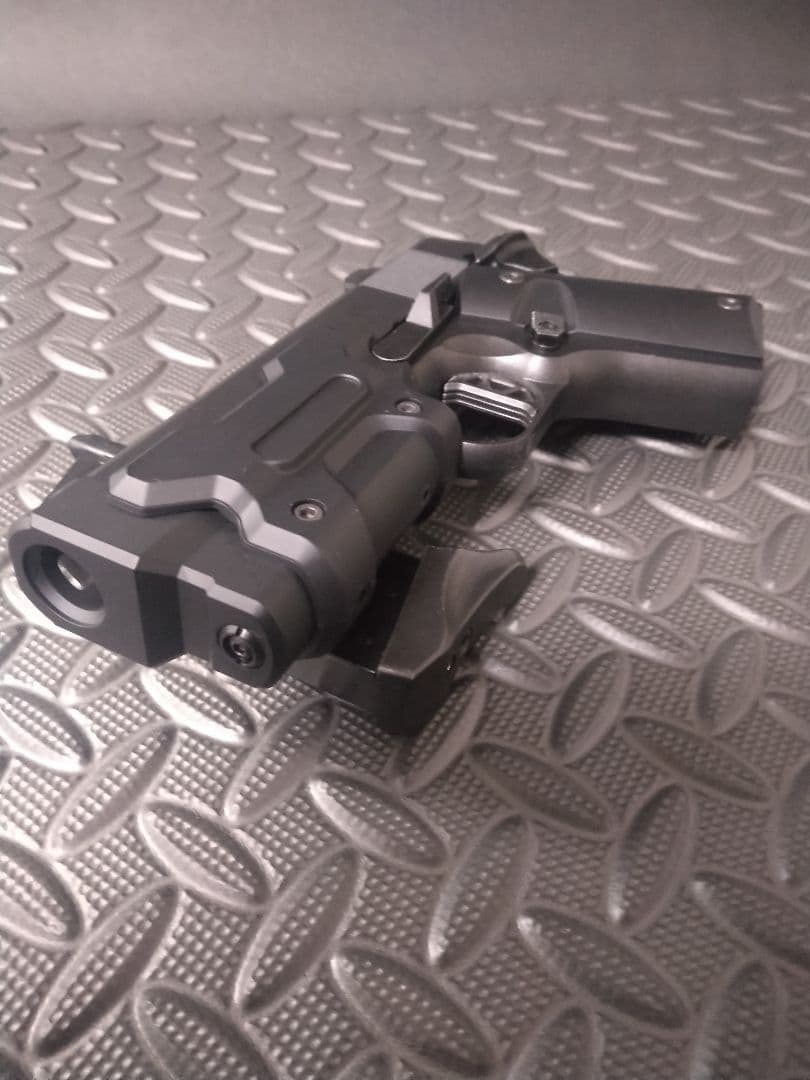 東京マルイ　AM,45 ガスブローバックガン 専用ケース付き