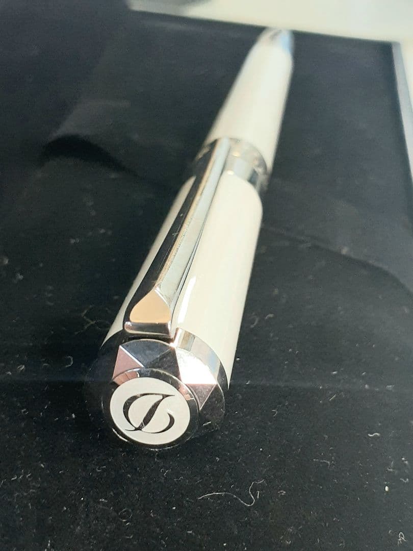 S.T. Dupont リベルテ ボールペン ホワイト 激安❗