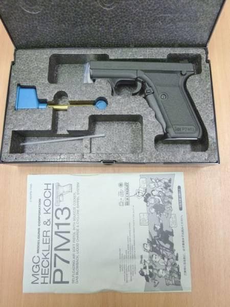 美品！　MGC H&K ヘッケラー&コッホ　P7M13 ガスブローバック　日本製