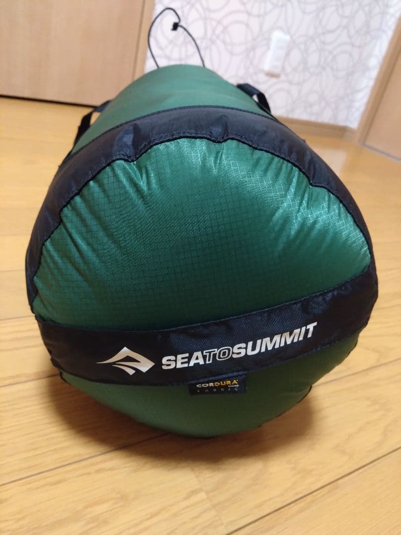 ISUKA Air Drygt 670 short シュラフ