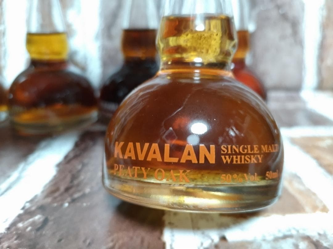 ☆KAVALANポットスチル型　ミニチュアボトルギフトセット☆