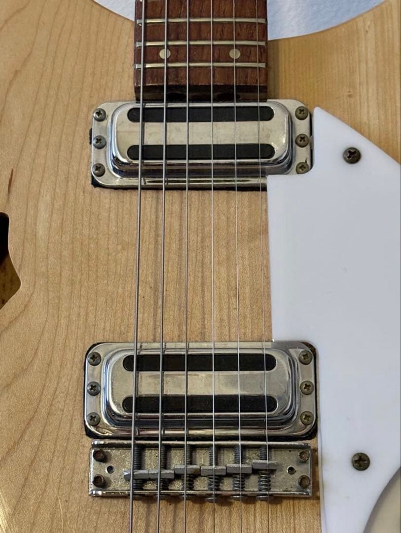 Rickenbacker 330 mapleglo リッケンバッカー　メンテ済