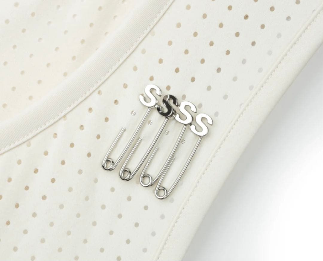 新品未使用 satisfy running singlet