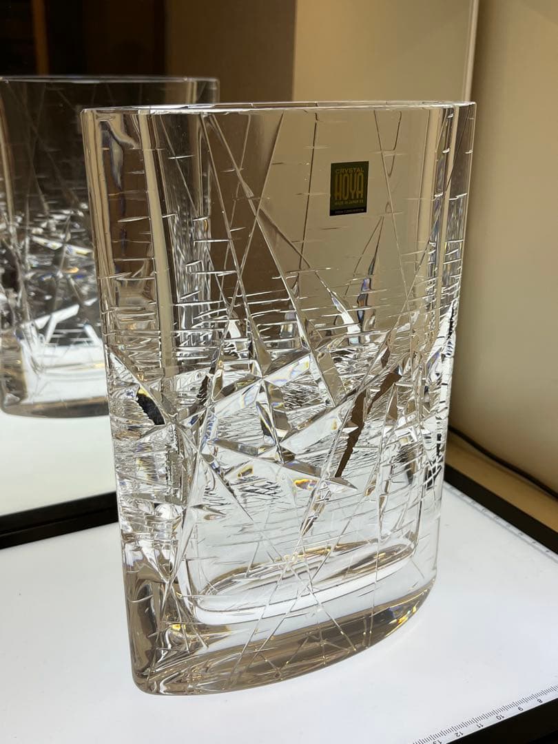 HOYA クリスタル　佐々文夫　最高級　花瓶　フラワーベース　工芸品　中古品