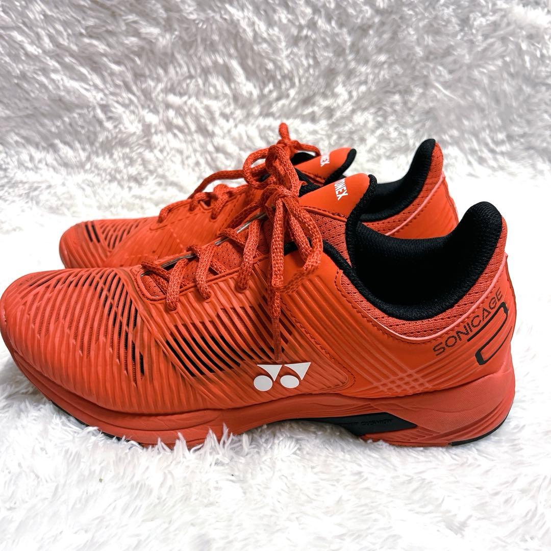 未使用級✨YONEX ソニケージ テニスシューズ 26.0cm オレンジ レッド