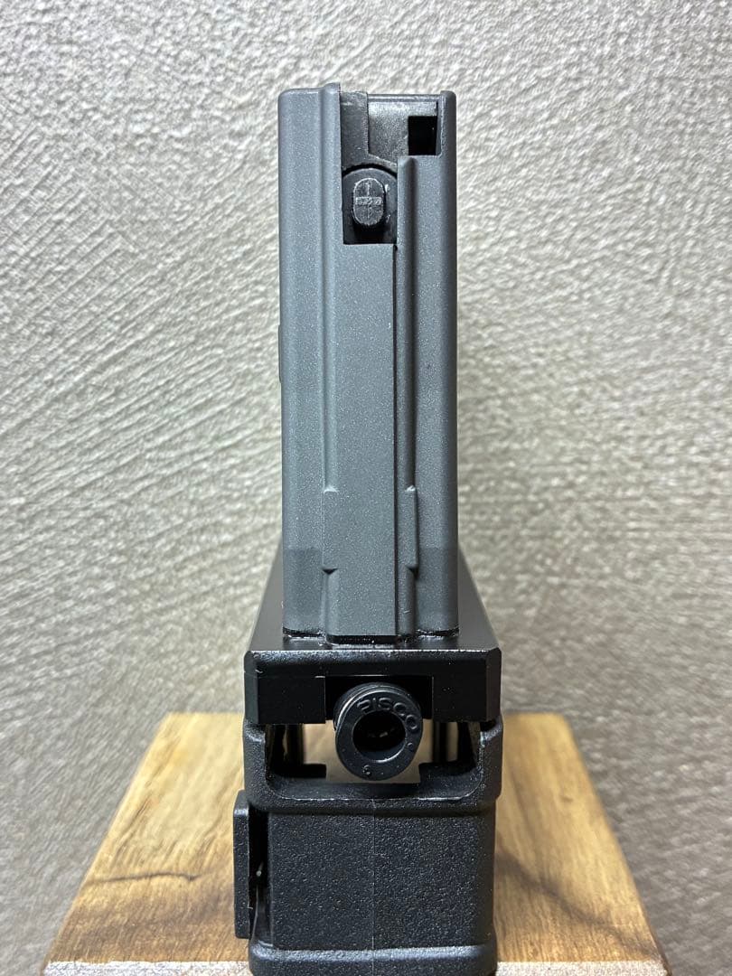 R7-45 東京マルイ GBB M4 マガジンアダプター 外部ソース仕様