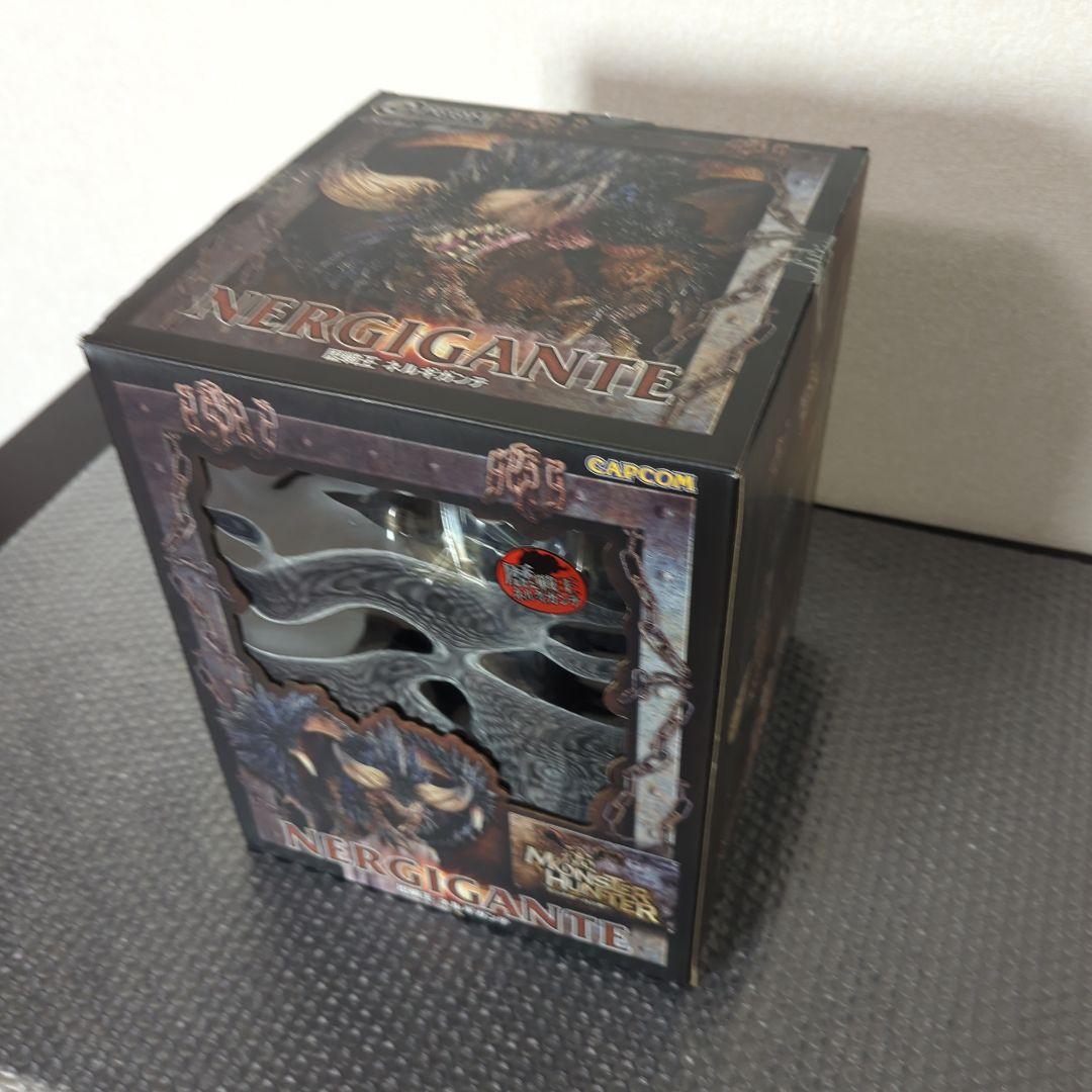 【希少・美品】歴戦王 ネルギガンテ クリエイターズモデル フィギュア カプコン