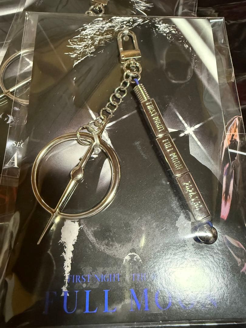 登坂広臣 INFINITY MOON Sticker＆Charm 会場限定