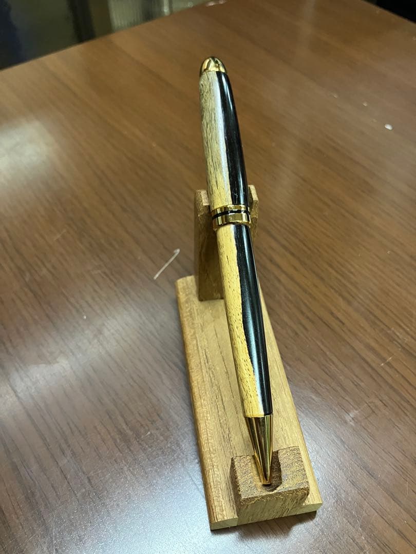 新作　木製ボールペン