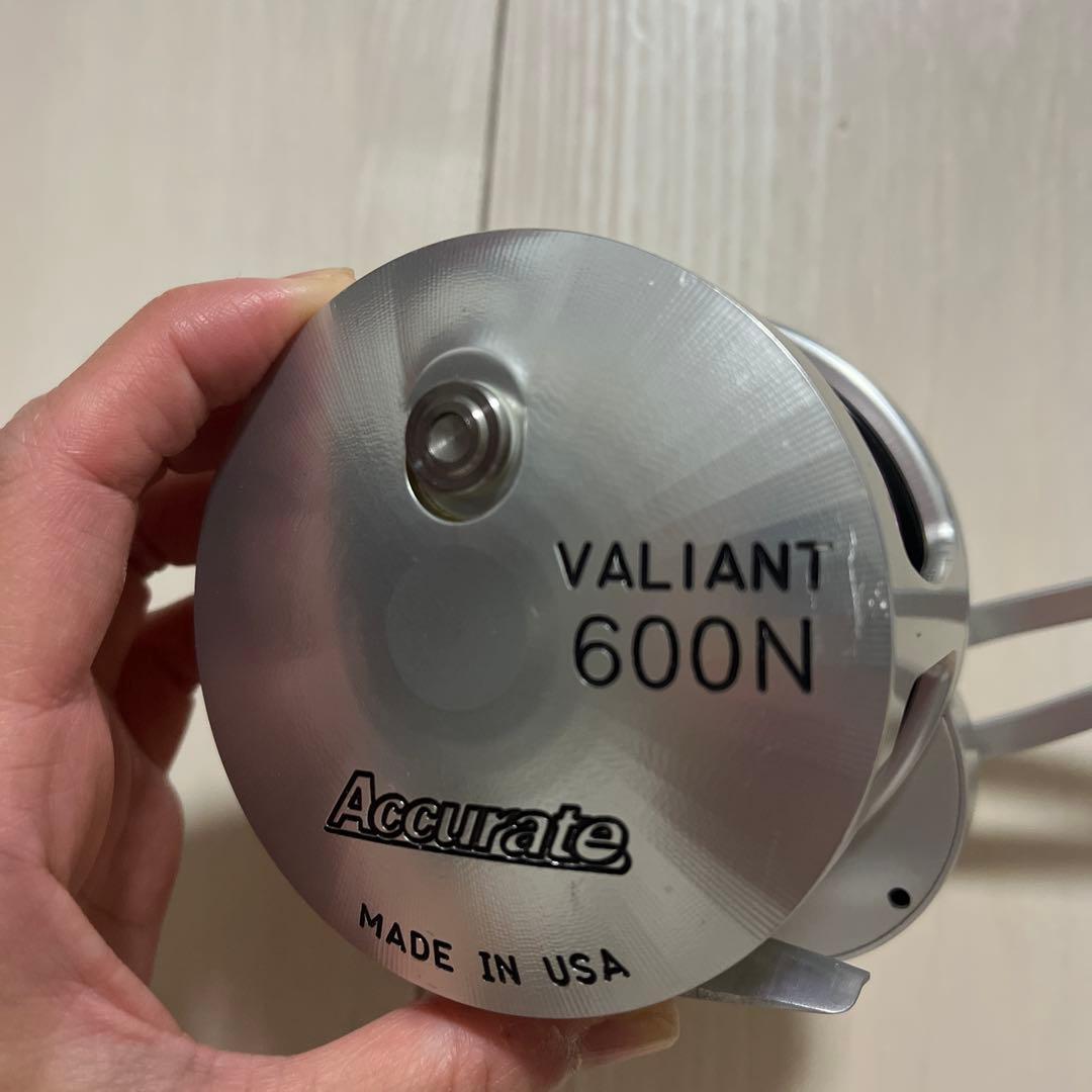 アキュレートValiant 600N ベイトリール2スピード左巻き