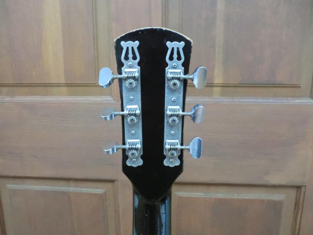 タカミネ製Montano