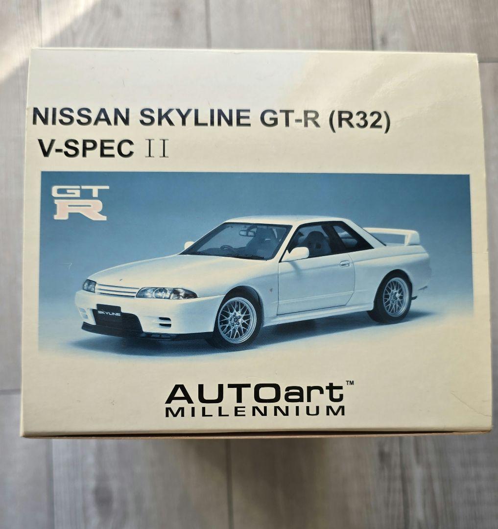 最終値下！AUTOart GT-R BNR32 V-SPEC II 白1/18