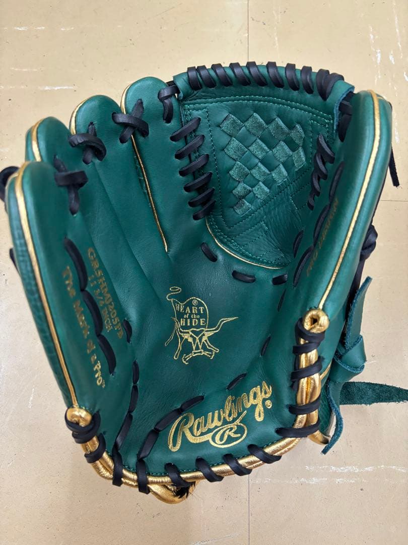 ローリングス　左　投手用　軟式グローブ