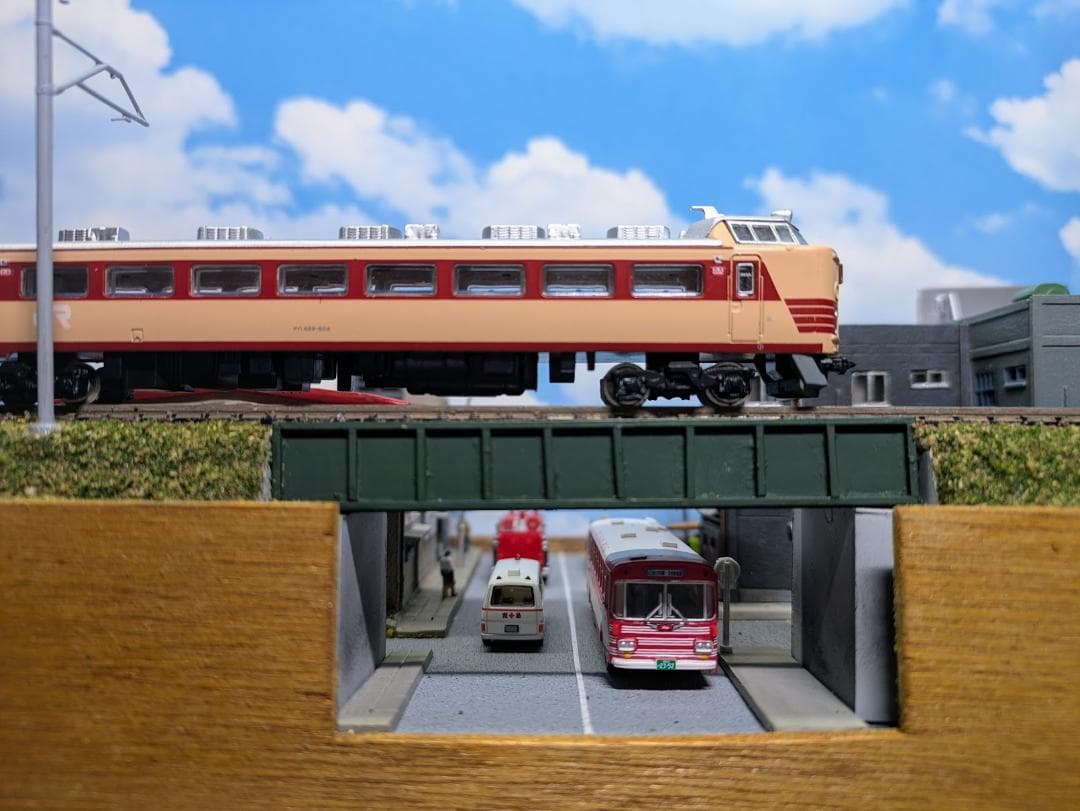 Nゲージ 鉄道模型展示台 昭和の一角