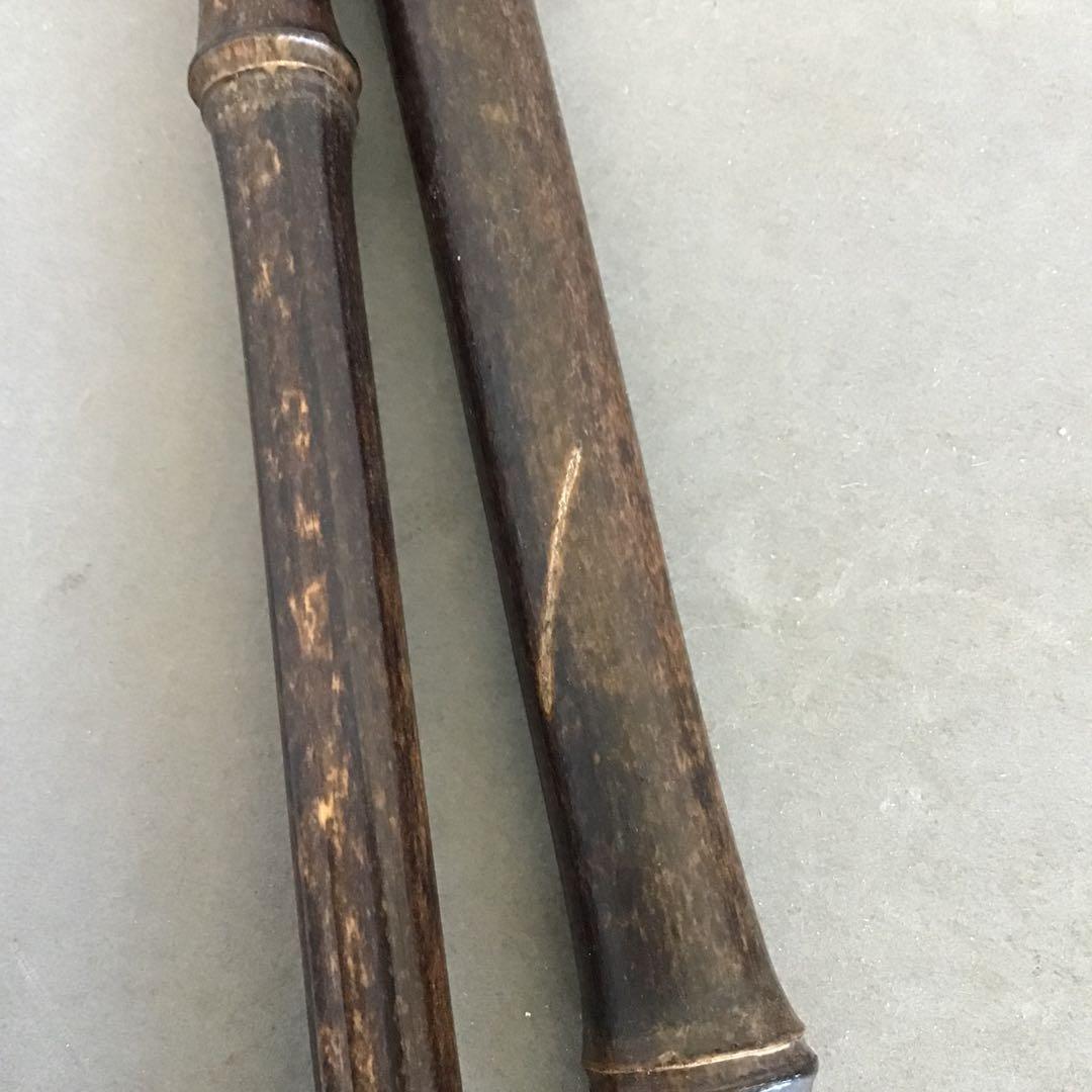 茶道具　掛軸掛け　矢羽津(矢筈)　黒竹　2段組み　金具付　紙箱　S1049KK