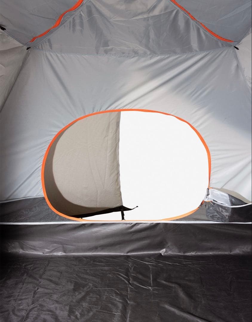 The North Face ドーム型テント ベージュ/ブラックランダー4
