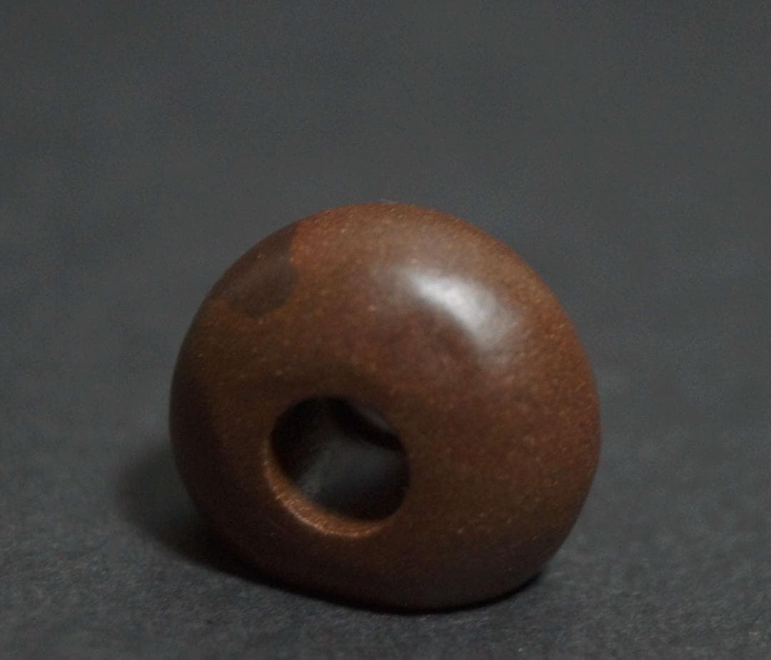 古代ギリシャ 石製 大玉印章『歩く鳥とラテン文字』ドーム型シール 印材 提げ物