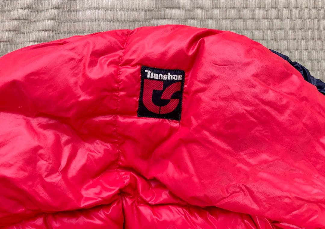 デニムさん専用　ダウンシュラフ （秋＆冬季用）ネイビー/レッド 　天シャン