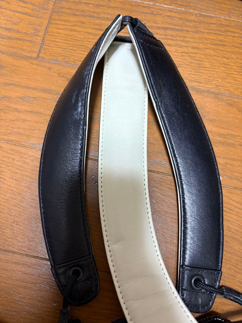 BREATHTAKING サックスストラップ 黒/白