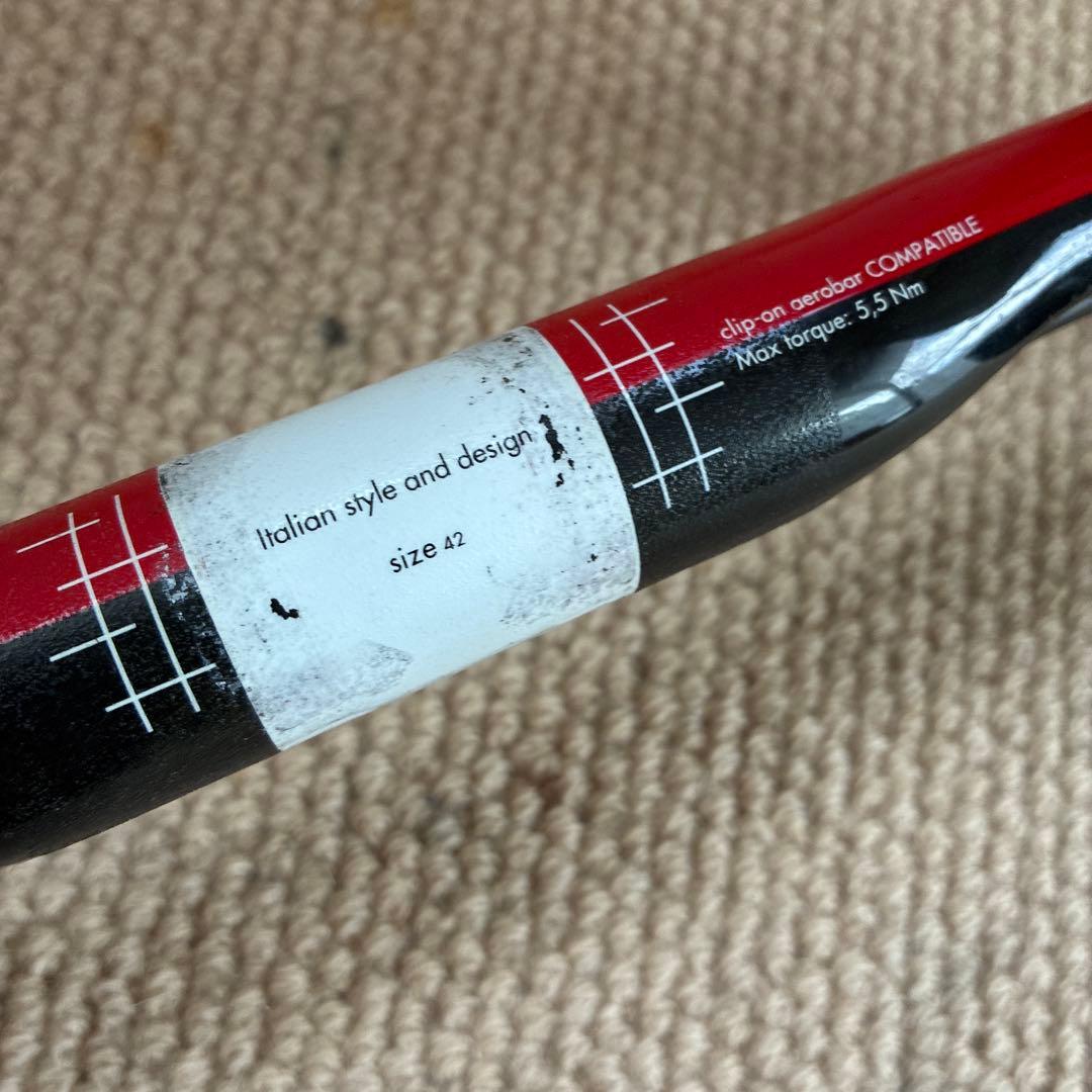 3T ERGONOVA TEAM カーボンハンドル