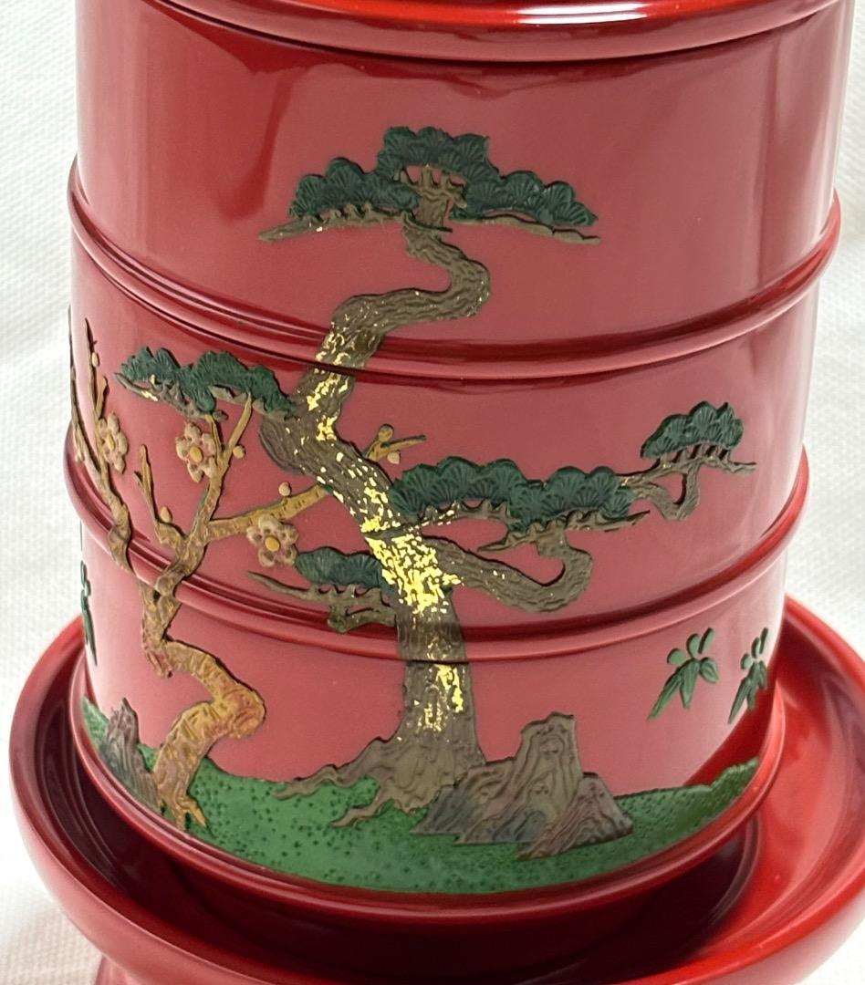 琉球漆器 重箱 3段重ね　台付三段食籠