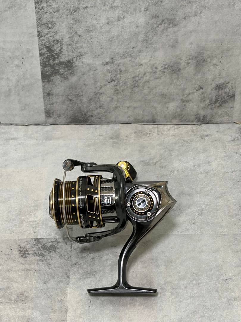 アブガルシア Revo PRM 2500SH リール スピニング　レボ Abu