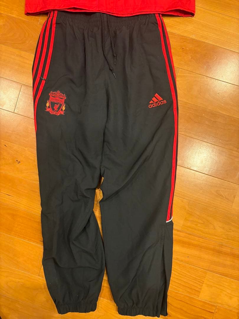 リバプール adidas トレーニングウェア　Lサイズ
