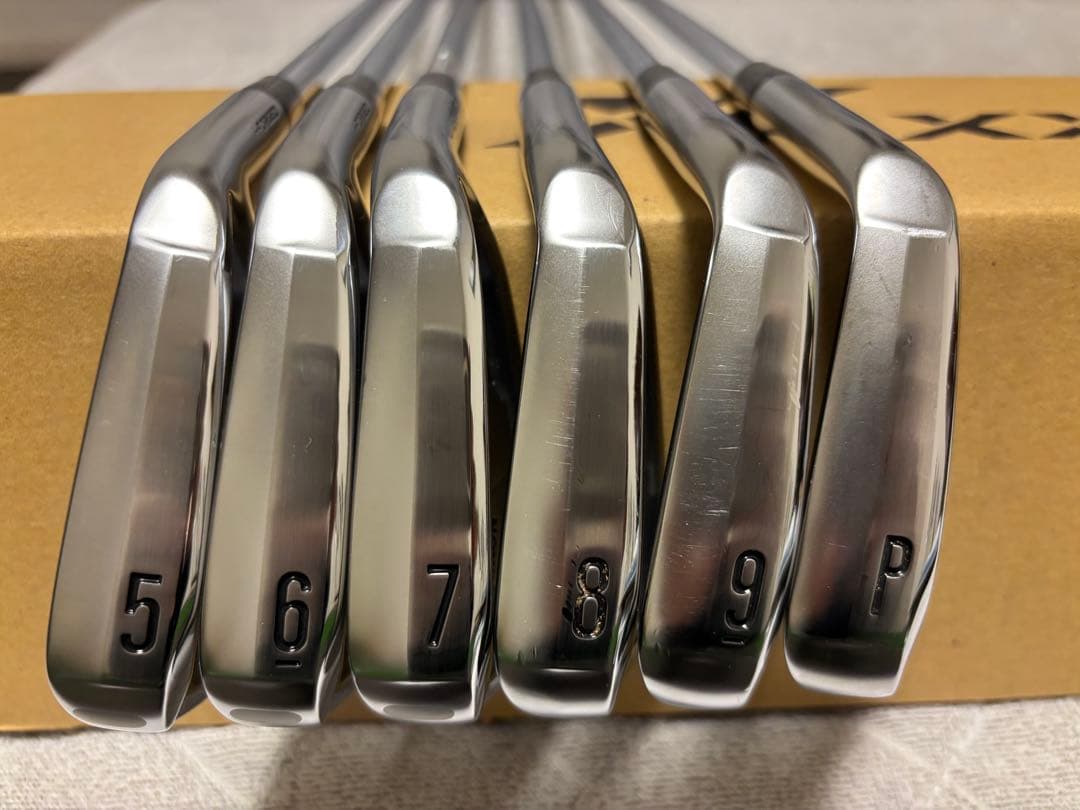 スリクソン ZXi7 モーダス120S 5-9 P ６本　保証書あり