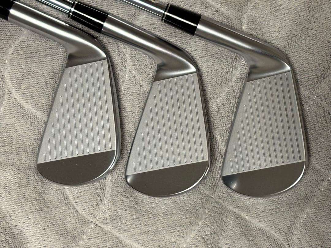 スリクソン ZXi7 モーダス120S 5-9 P ６本　保証書あり