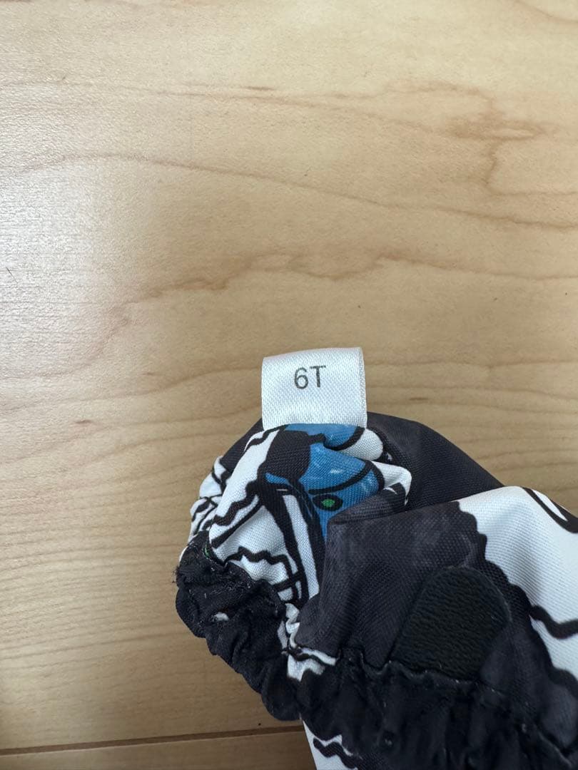 Burton チェック柄ジャケットとスノーボードパンツセット グローブ付き