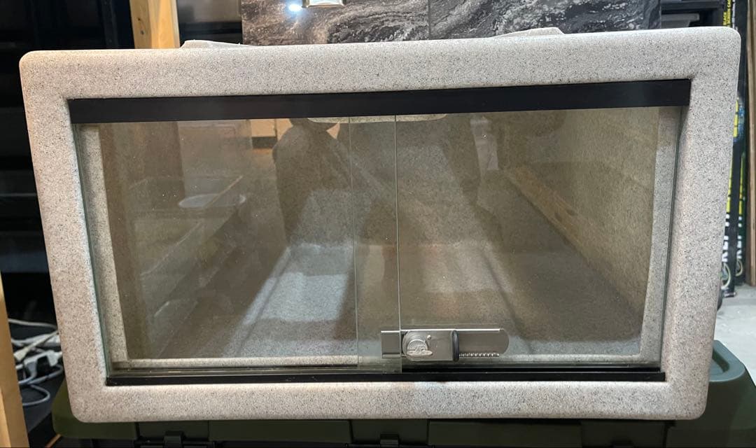 vision cage　ヴィジョンケージ　爬虫類ケージ　特定動物ケージ