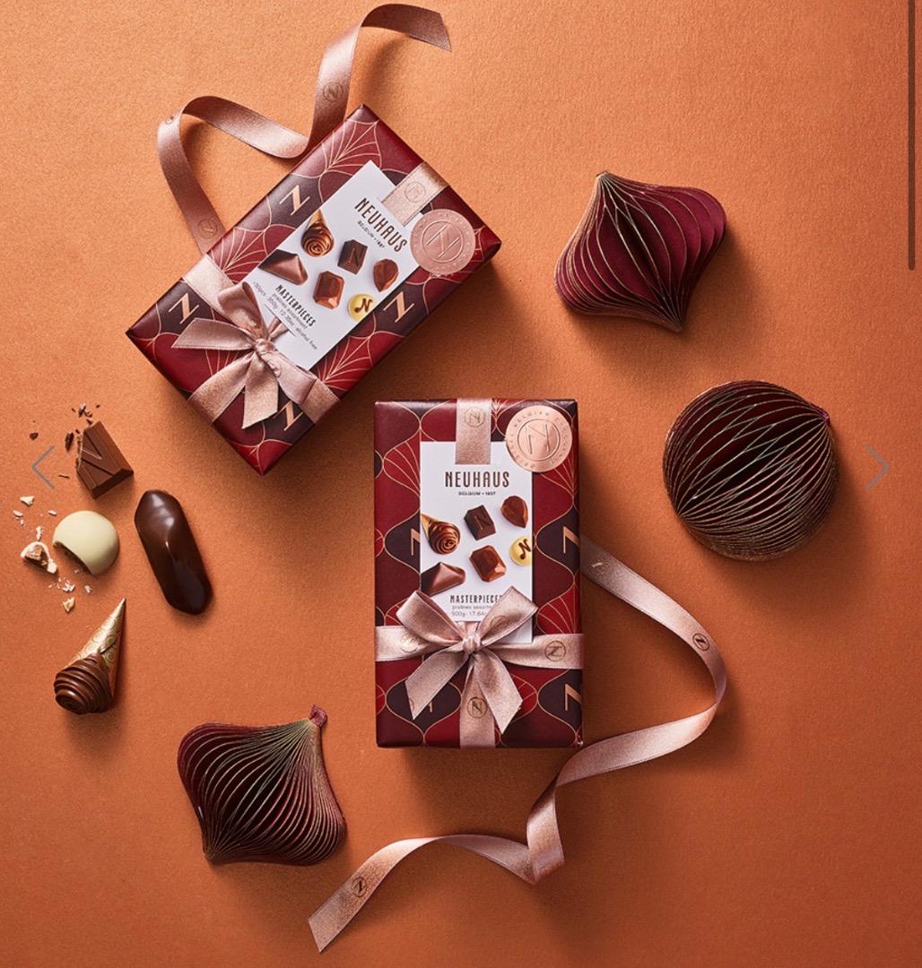 大容量21個入！ノイハウス NEUHAUS ベルギーチョコレート バレンタイン
