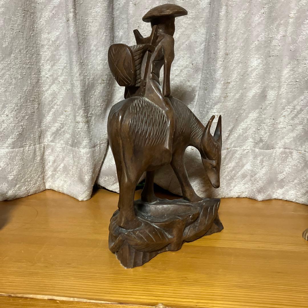 木製 人と牛の彫刻 約36センチ