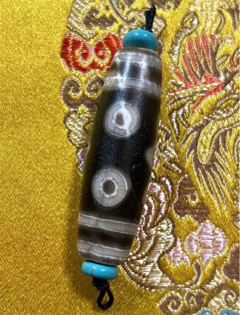 三眼天珠　老天珠　チベット天珠／送料込　匿名発送／チベット　天珠　お守り