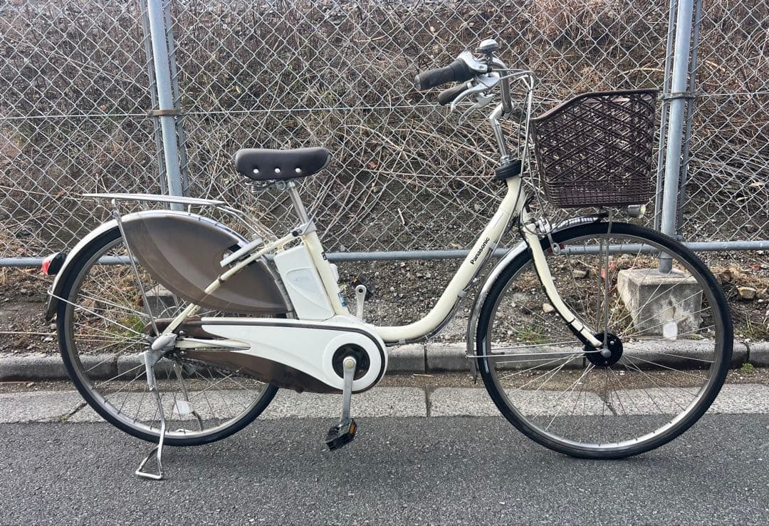 Panasonicエコナビ機能付き電動アシスト自転車きれいなホワイト26インチ