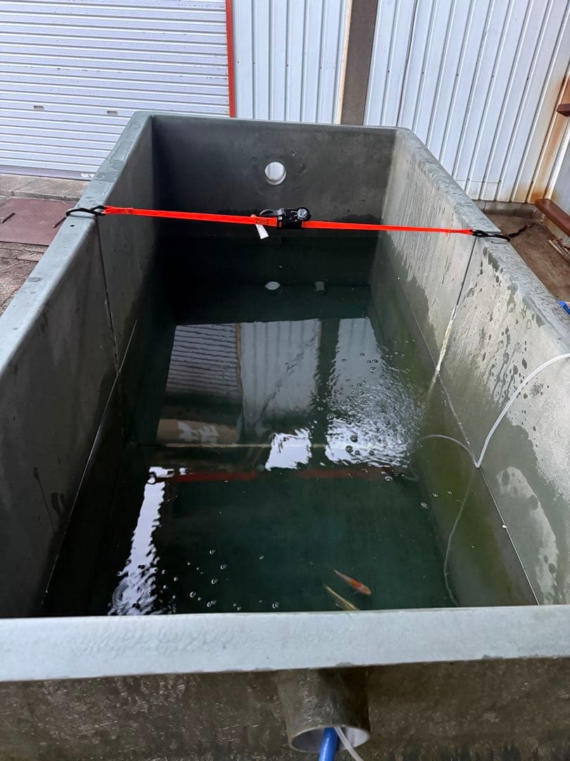 大型FRP 水槽　貯水槽