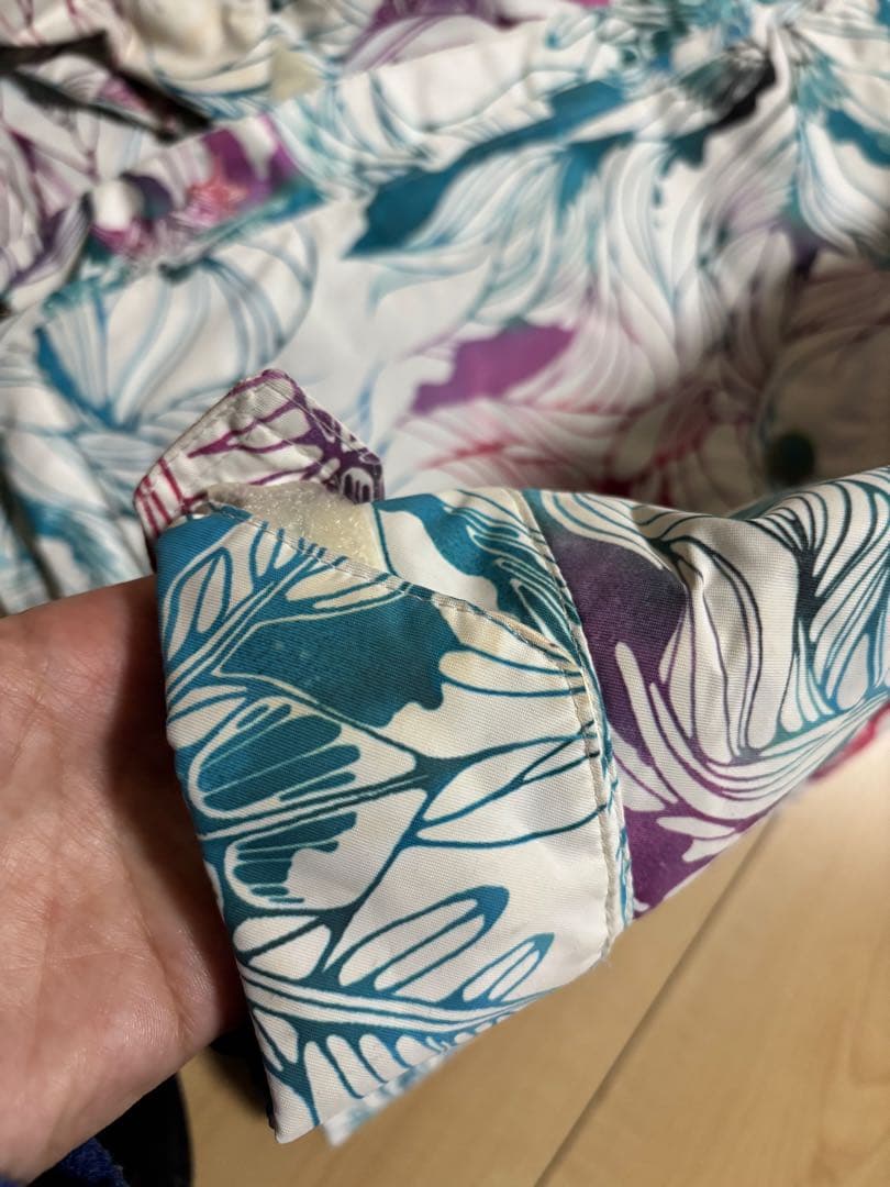 花柄フード付きスノーボードジャケット