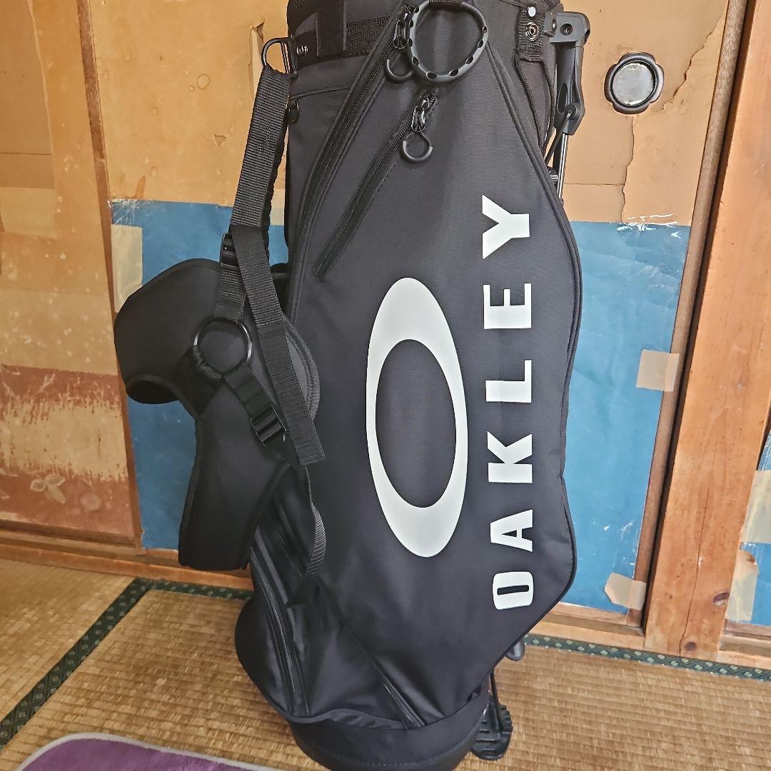 オークリー　スタンドキャディバッグ