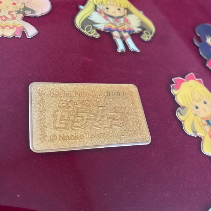 セーラームーン 限定 ピンバッジ