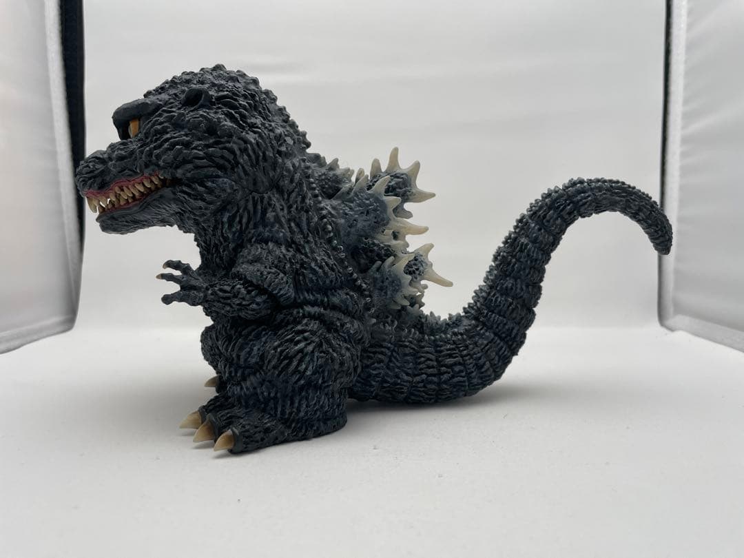 デフォリアル　ゴジラ（1989）&ビオランテ ナイトカラーVer.セット