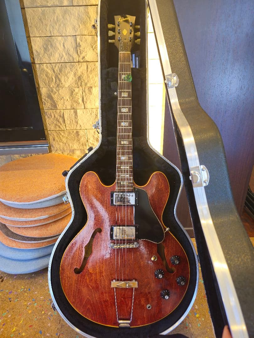 ヴィンテージGibson1970−72年製 ES-335TDCハードケース付き
