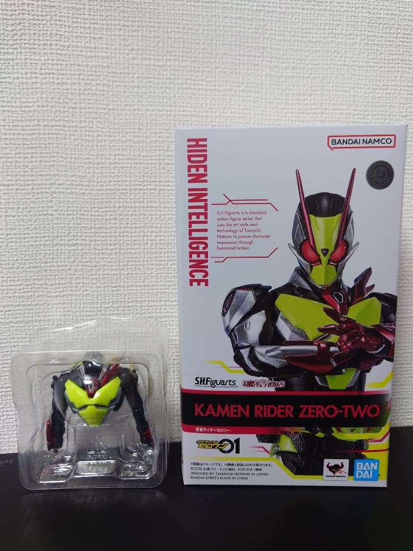 n*5様 S.H.Figuarts　仮面ライダーゼロツー　開封品
