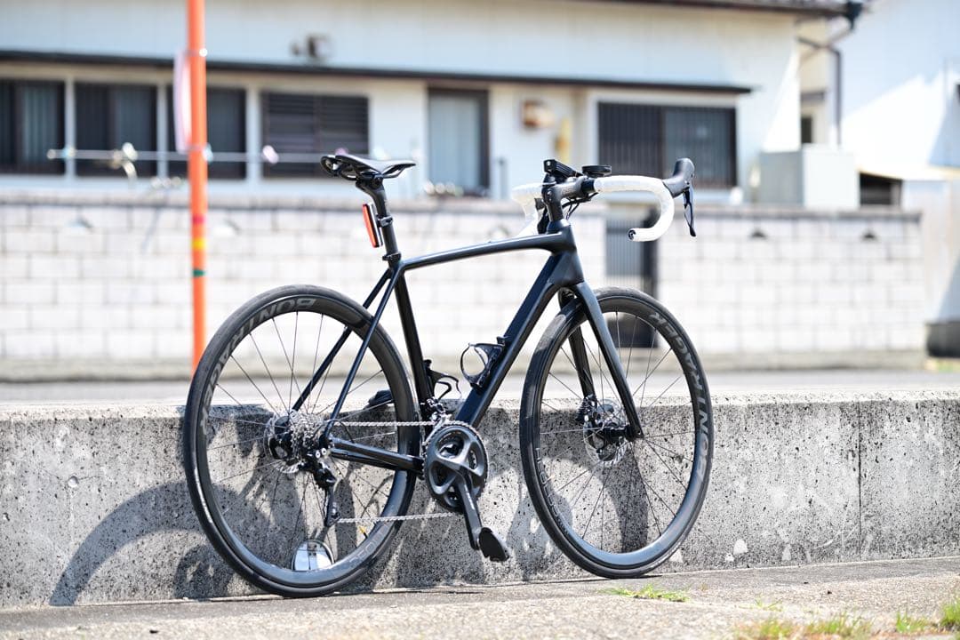 トレック EMONDA ALR5 DISC 2023年モデ