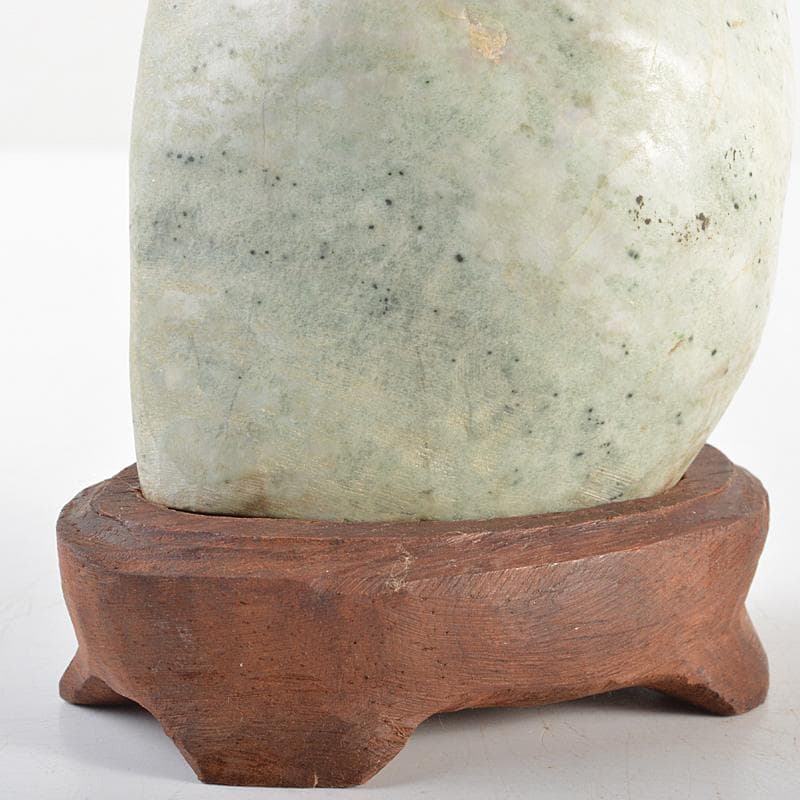 天然石　鑑賞石　翡翠石　緑石　原石　置物　重さ約745g　C　R7024