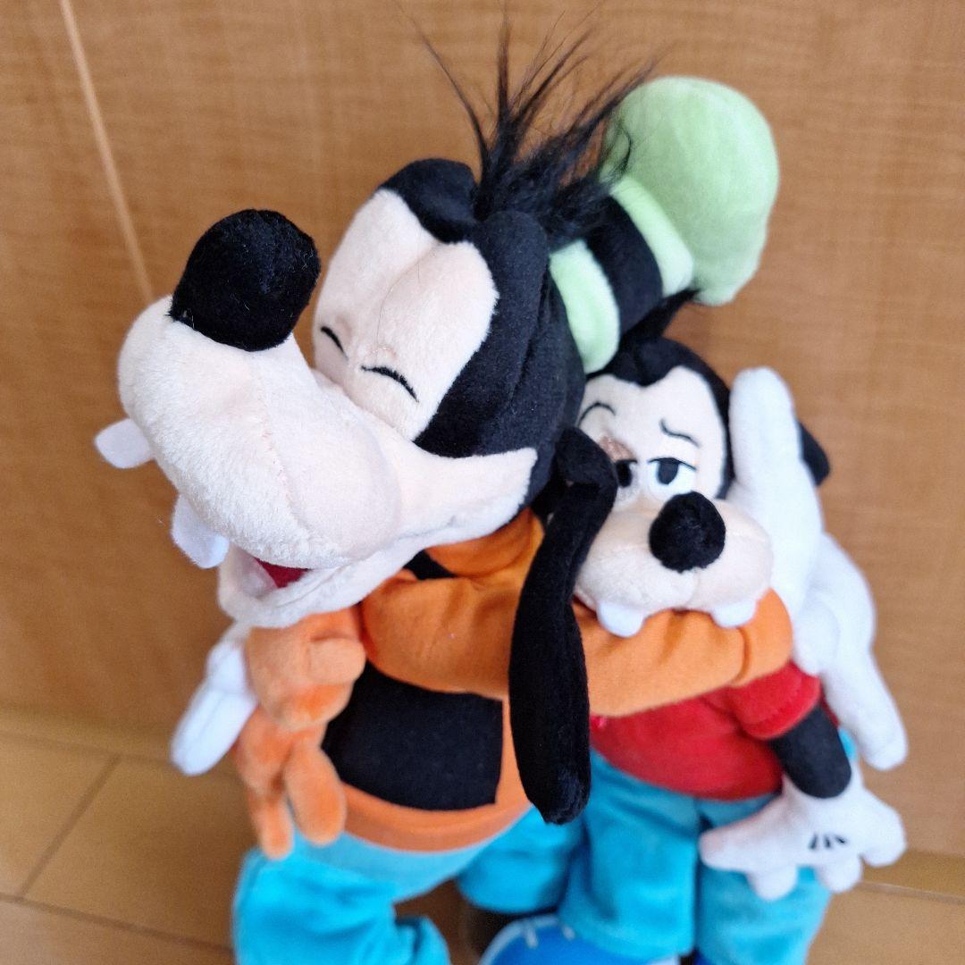 ディズニーストア限定　グーフィー マックス ハグ ぬいぐるみ ディズニー