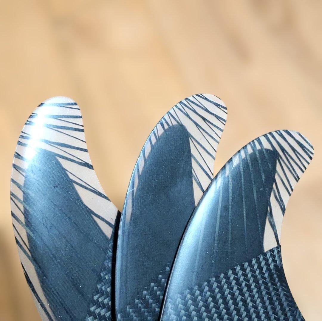 FCSⅡパフォーマー　エアコア カーボン トライフィン M