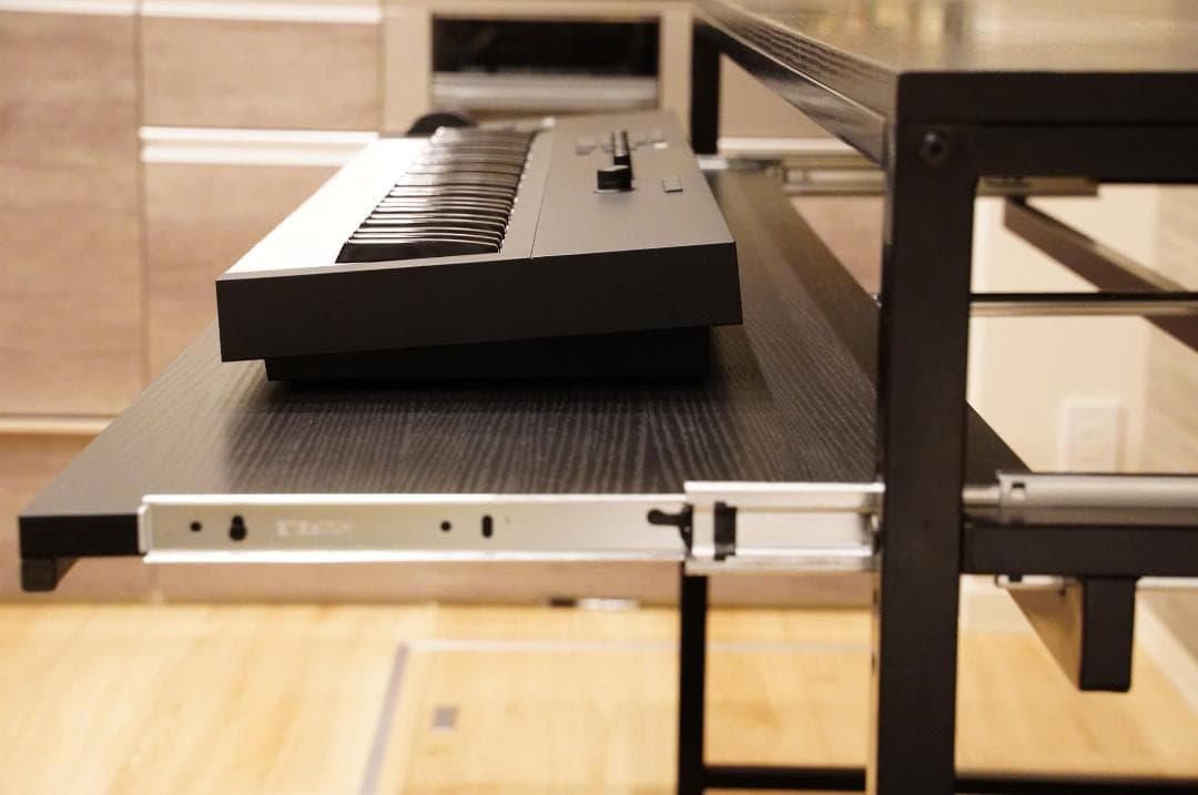 【送料込み】88鍵盤対応 DTMデスク LYYL1560