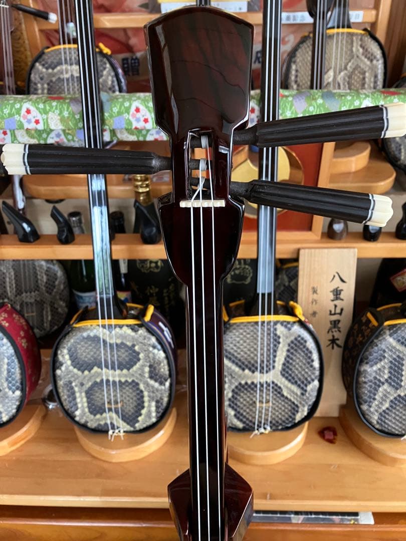 沖縄三線コウタ上質黒檀南風原型本皮一枚張りスンチ塗り期間限定出品